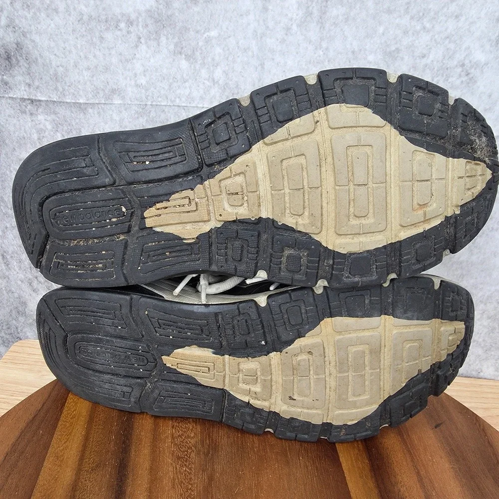 New Balance 1540v3 Running Shoes Mens 11.5 Black‎ USA Sneakers